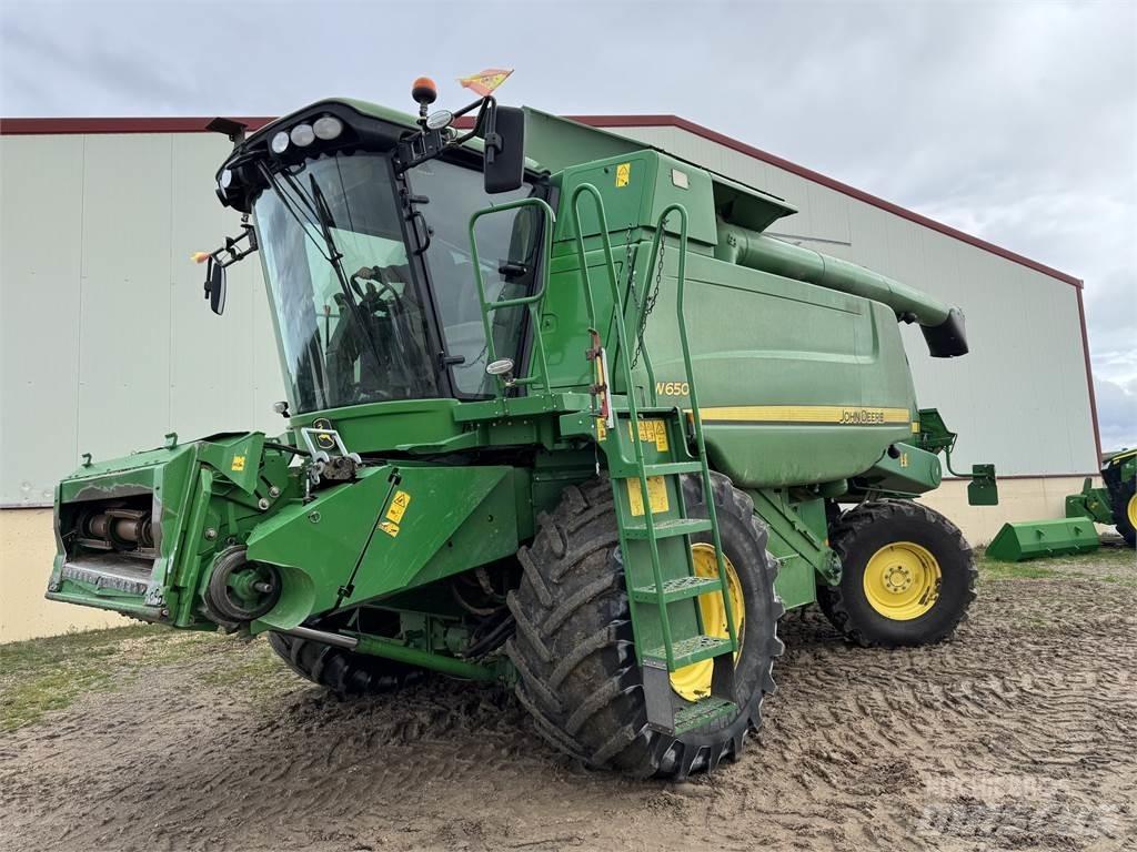 John Deere W650 Derliaus nuėmimo kombainai