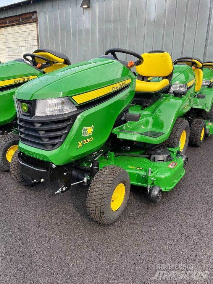 John Deere X330 Naudoti kompaktiški traktoriai