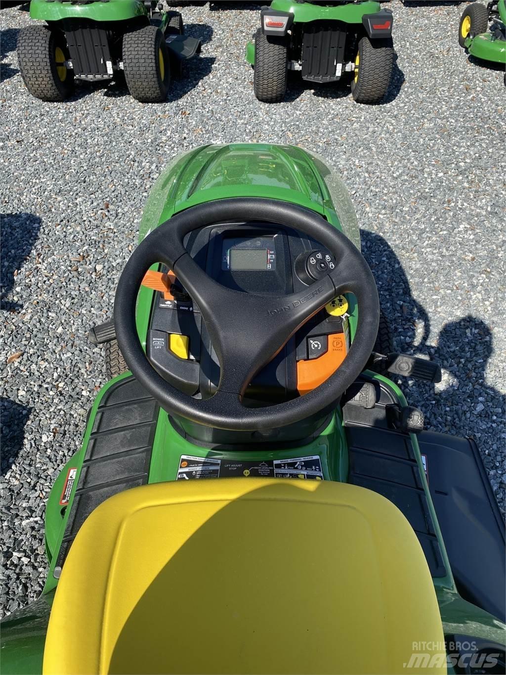 John Deere X330 Naudoti kompaktiški traktoriai