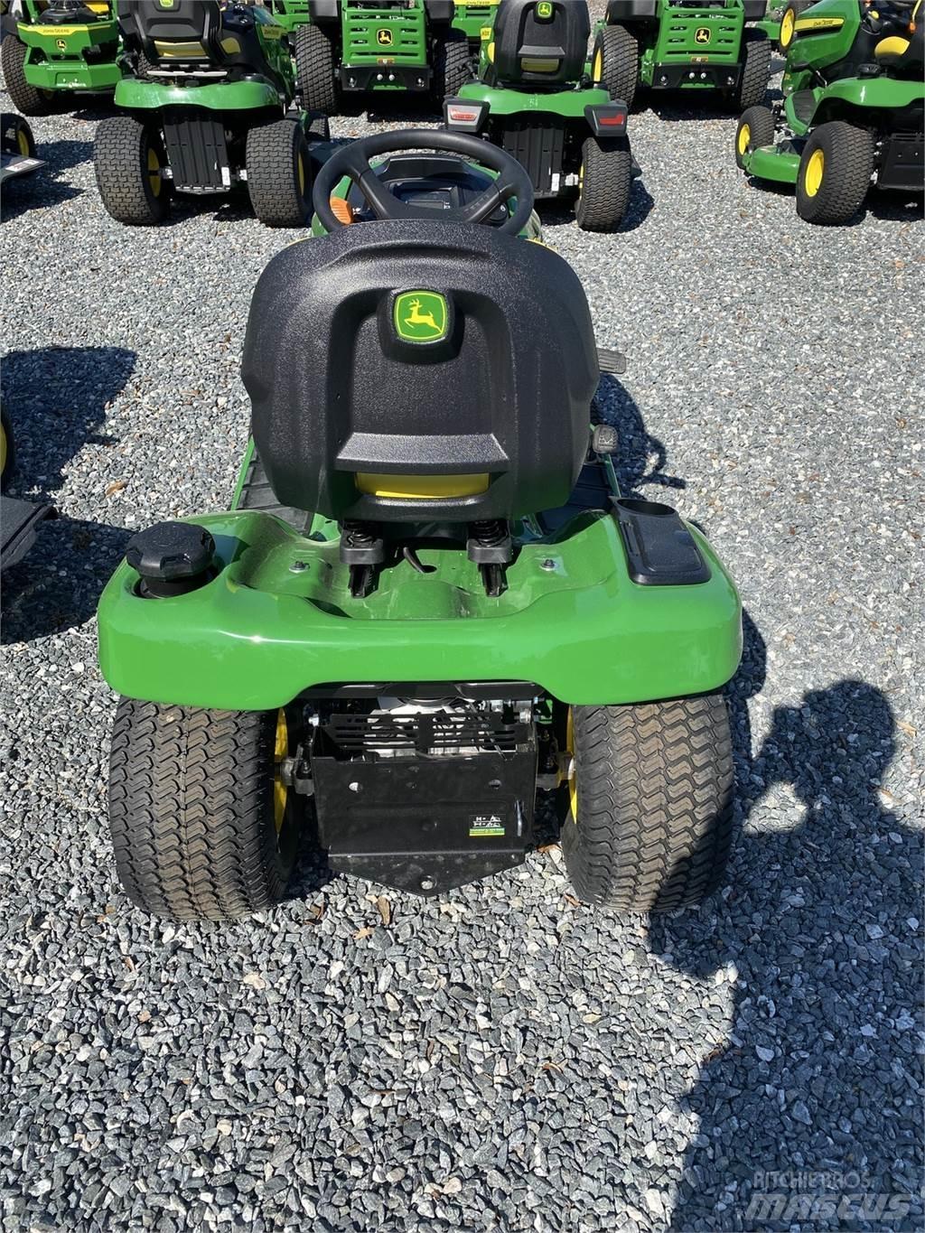 John Deere X330 Naudoti kompaktiški traktoriai