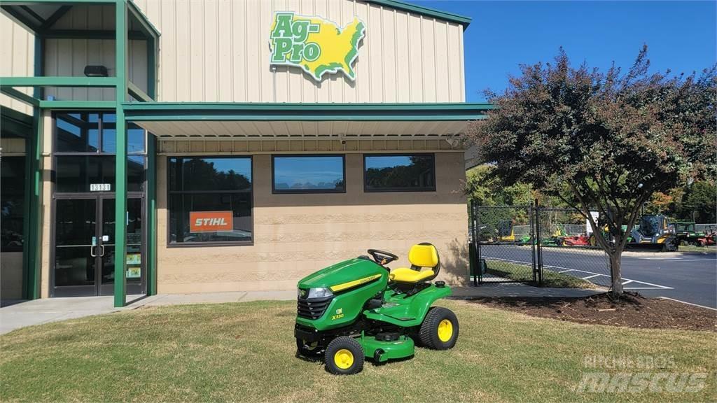 John Deere x330 Naudoti kompaktiški traktoriai
