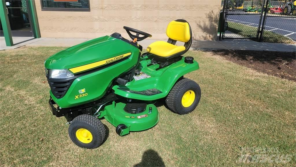 John Deere x330 Naudoti kompaktiški traktoriai