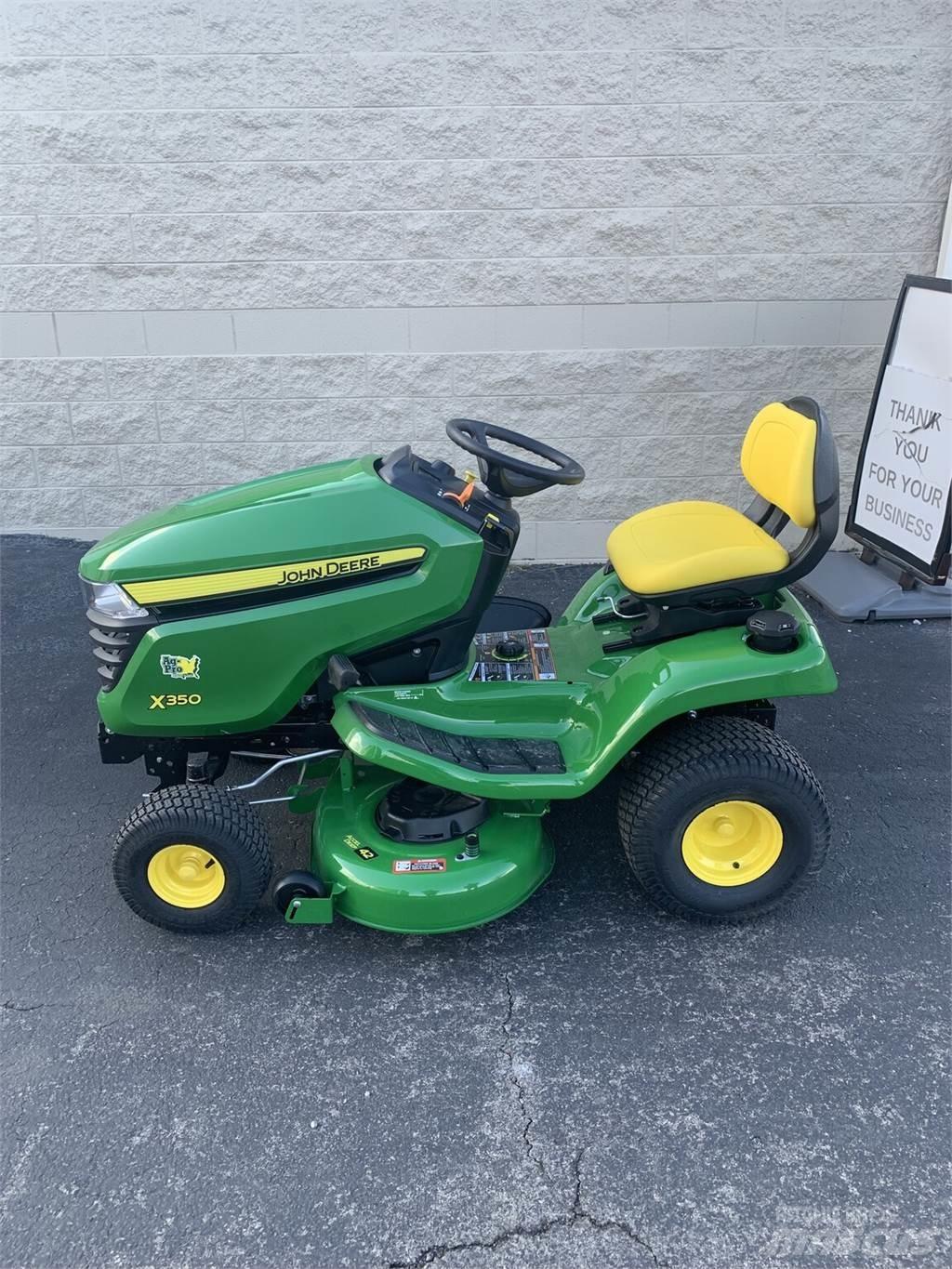 John Deere X350 Naudoti kompaktiški traktoriai