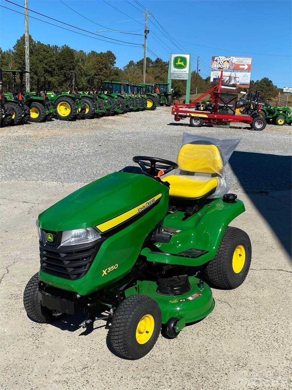 John Deere X350 Naudoti kompaktiški traktoriai