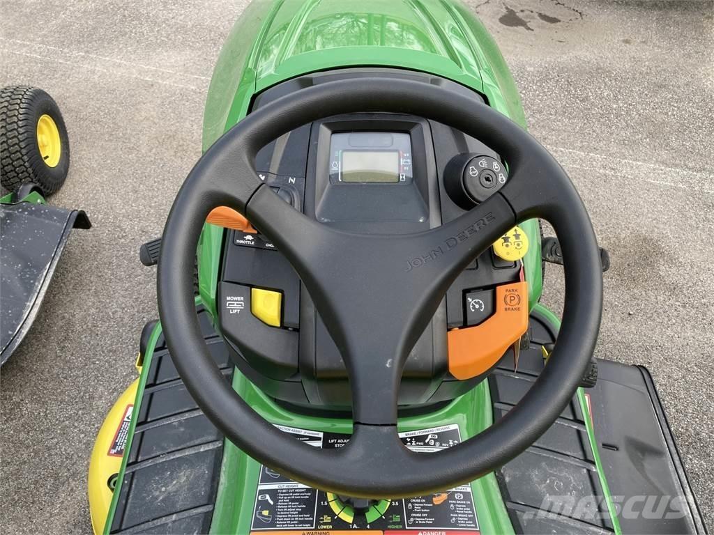John Deere X350 Naudoti kompaktiški traktoriai