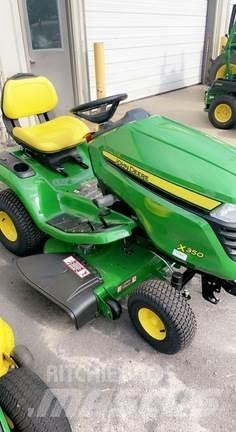 John Deere X350 Sodo traktoriukai-vejapjovės
