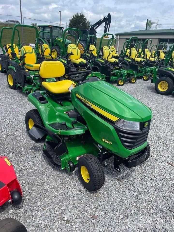John Deere X350 Naudoti kompaktiški traktoriai