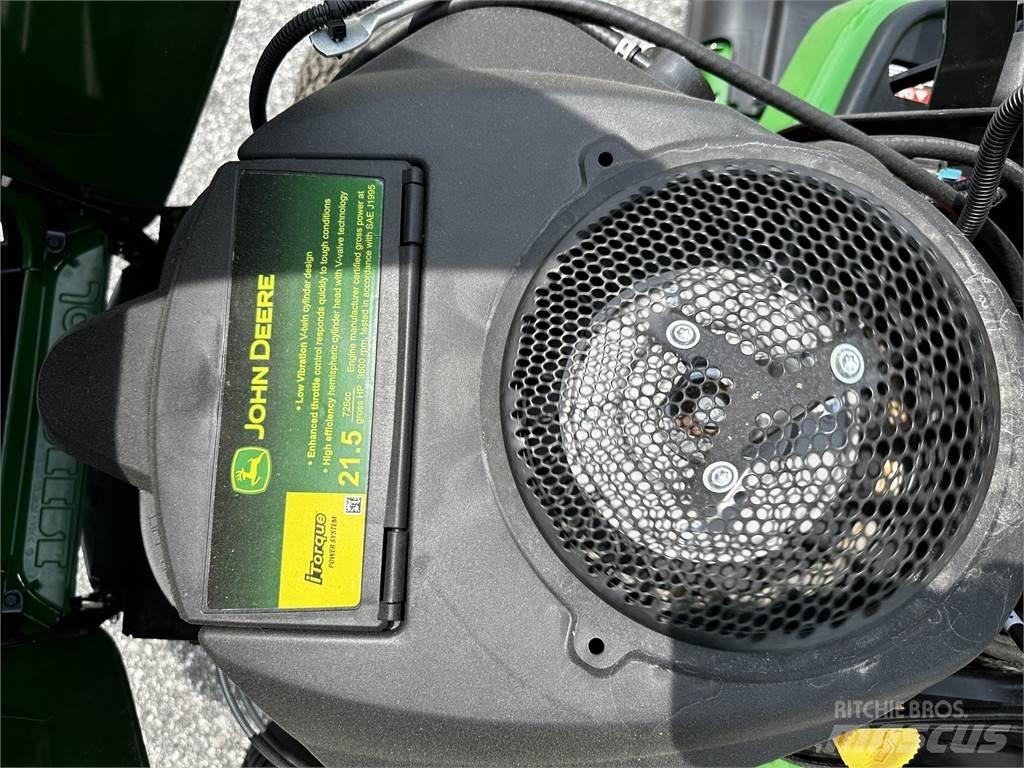 John Deere X370 Naudoti kompaktiški traktoriai