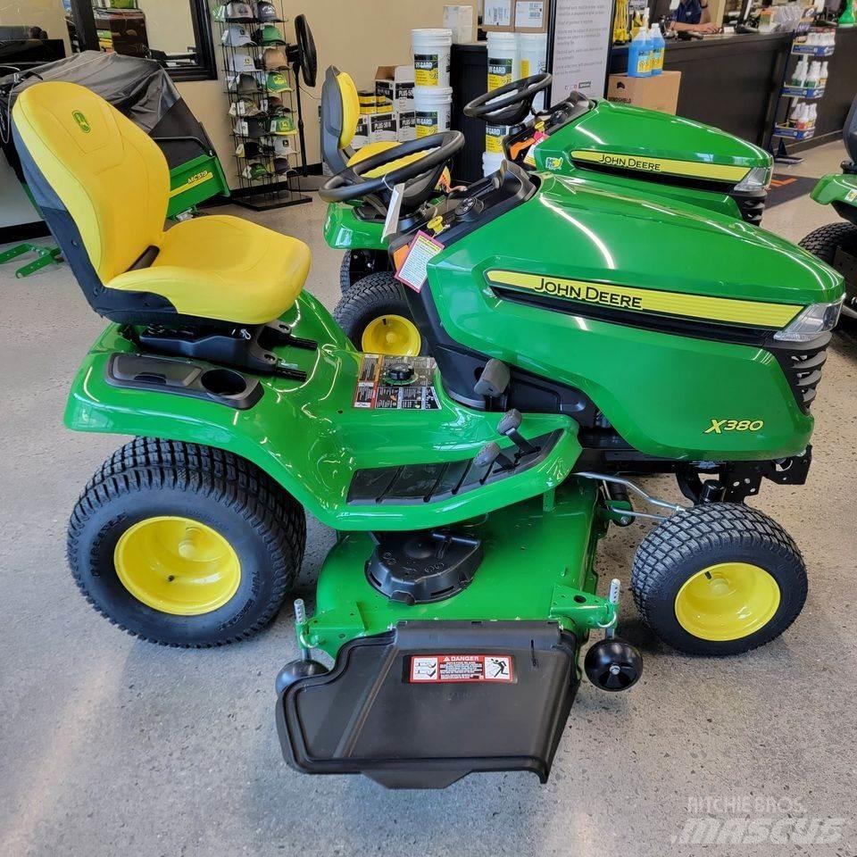 John Deere X380 Naudoti kompaktiški traktoriai