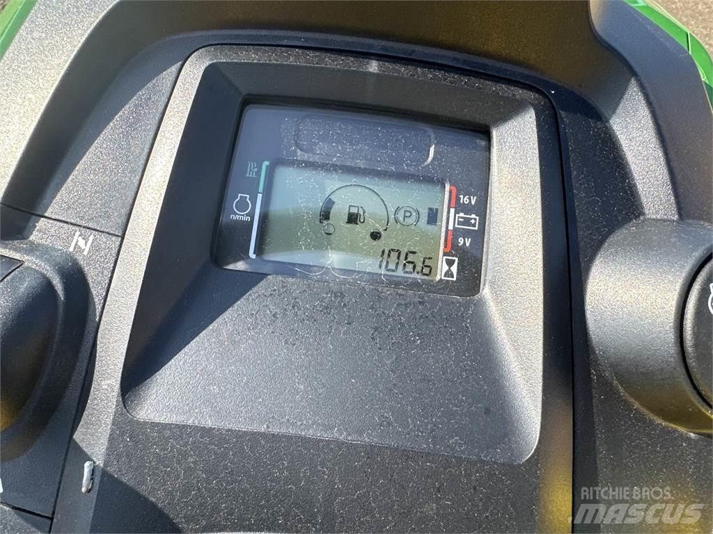 John Deere x380 Naudoti kompaktiški traktoriai