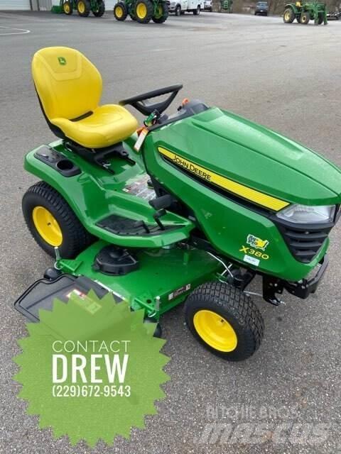 John Deere X380 Naudoti kompaktiški traktoriai