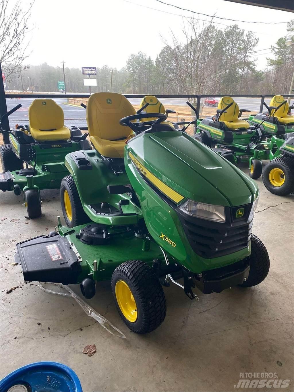 John Deere X380 Naudoti kompaktiški traktoriai