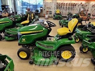 John Deere X390 Naudoti kompaktiški traktoriai