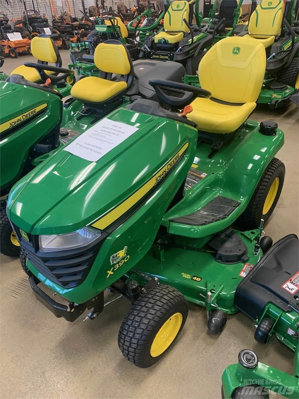 John Deere X390 Naudoti kompaktiški traktoriai