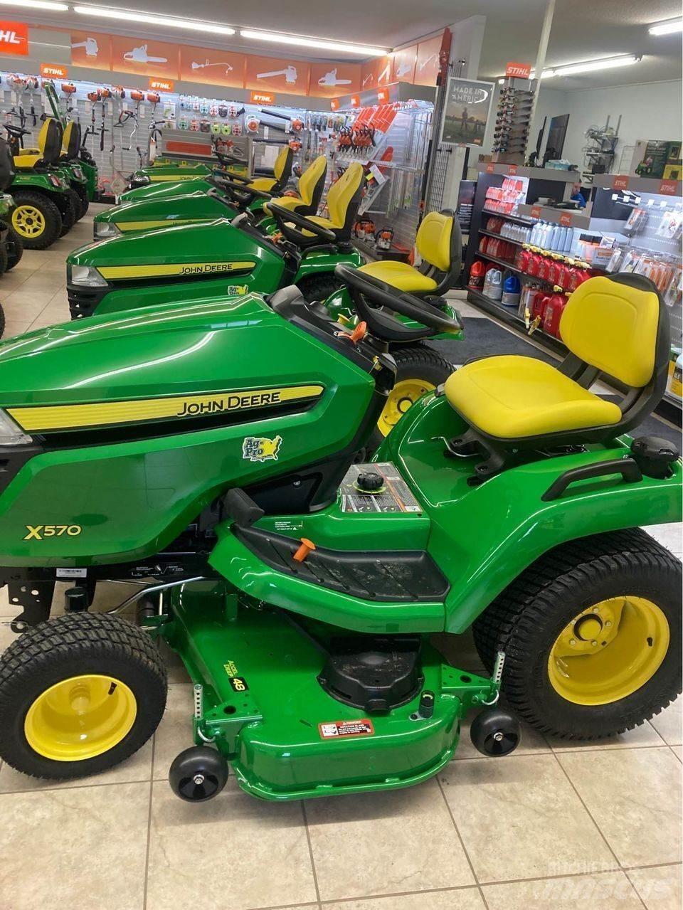John Deere X570 Naudoti kompaktiški traktoriai