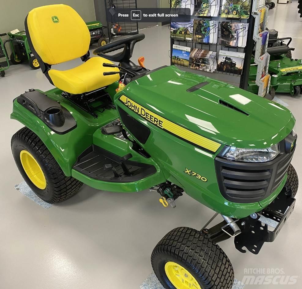 John Deere X730 Naudoti kompaktiški traktoriai