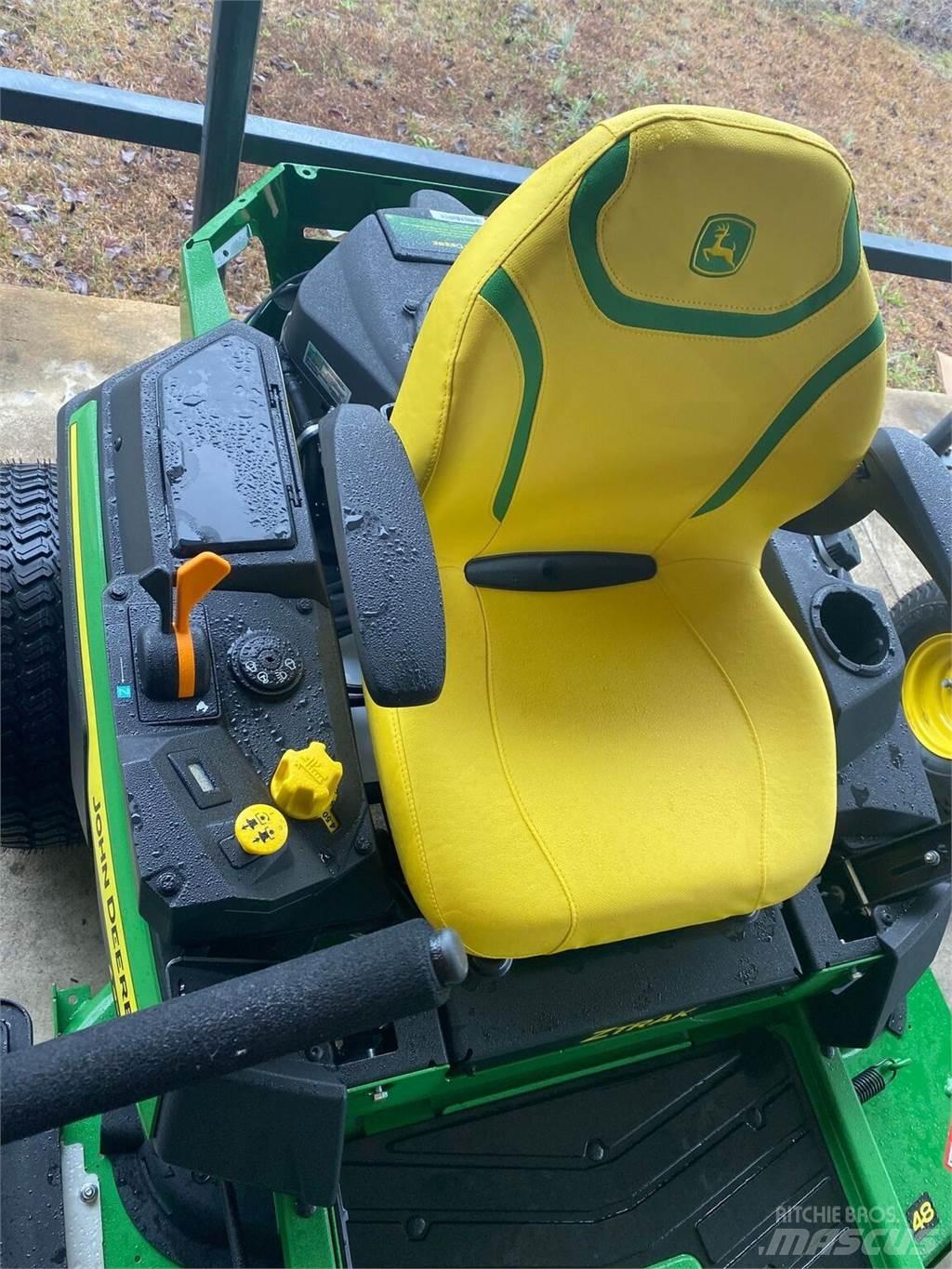 John Deere Z330R Žoliapjovės su lankstiniu vairavimo mechanizmu