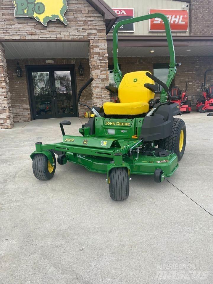 John Deere Z515E Žoliapjovės su lankstiniu vairavimo mechanizmu