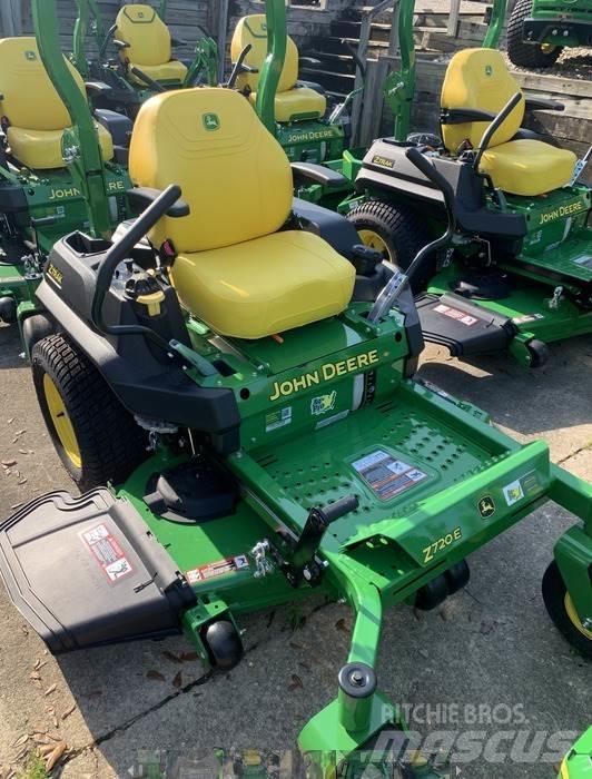 John Deere Z720E Žoliapjovės su lankstiniu vairavimo mechanizmu