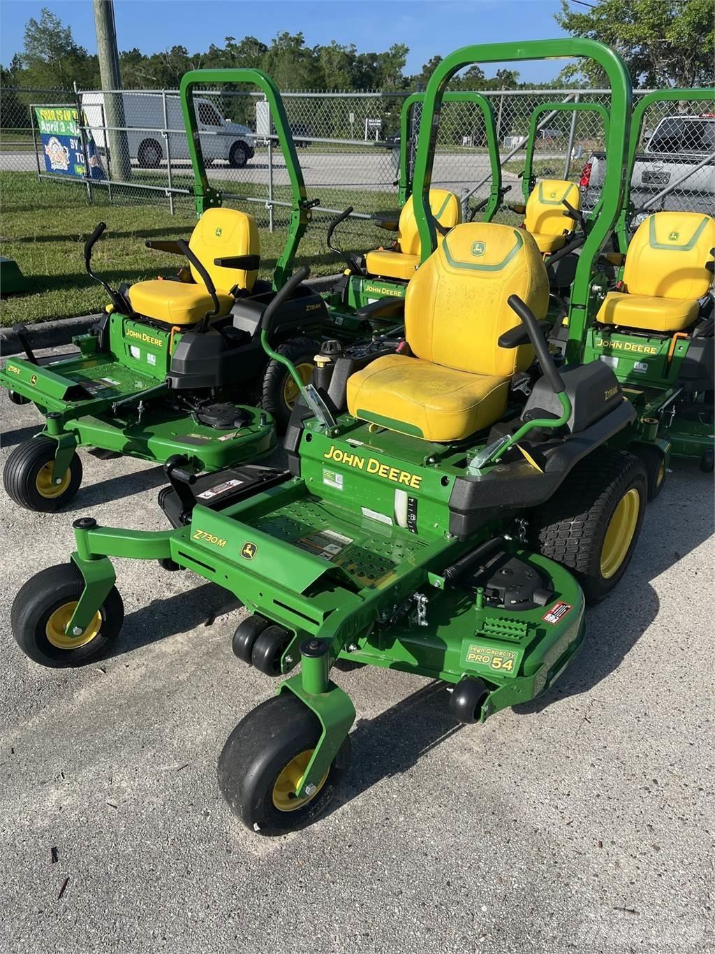 John Deere Z730 Žoliapjovės su lankstiniu vairavimo mechanizmu