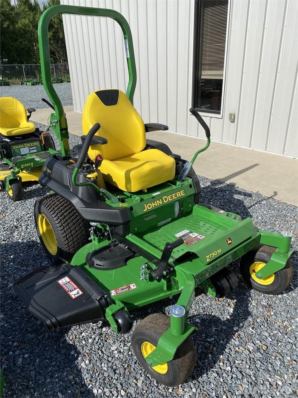 John Deere Z730M Žoliapjovės su lankstiniu vairavimo mechanizmu