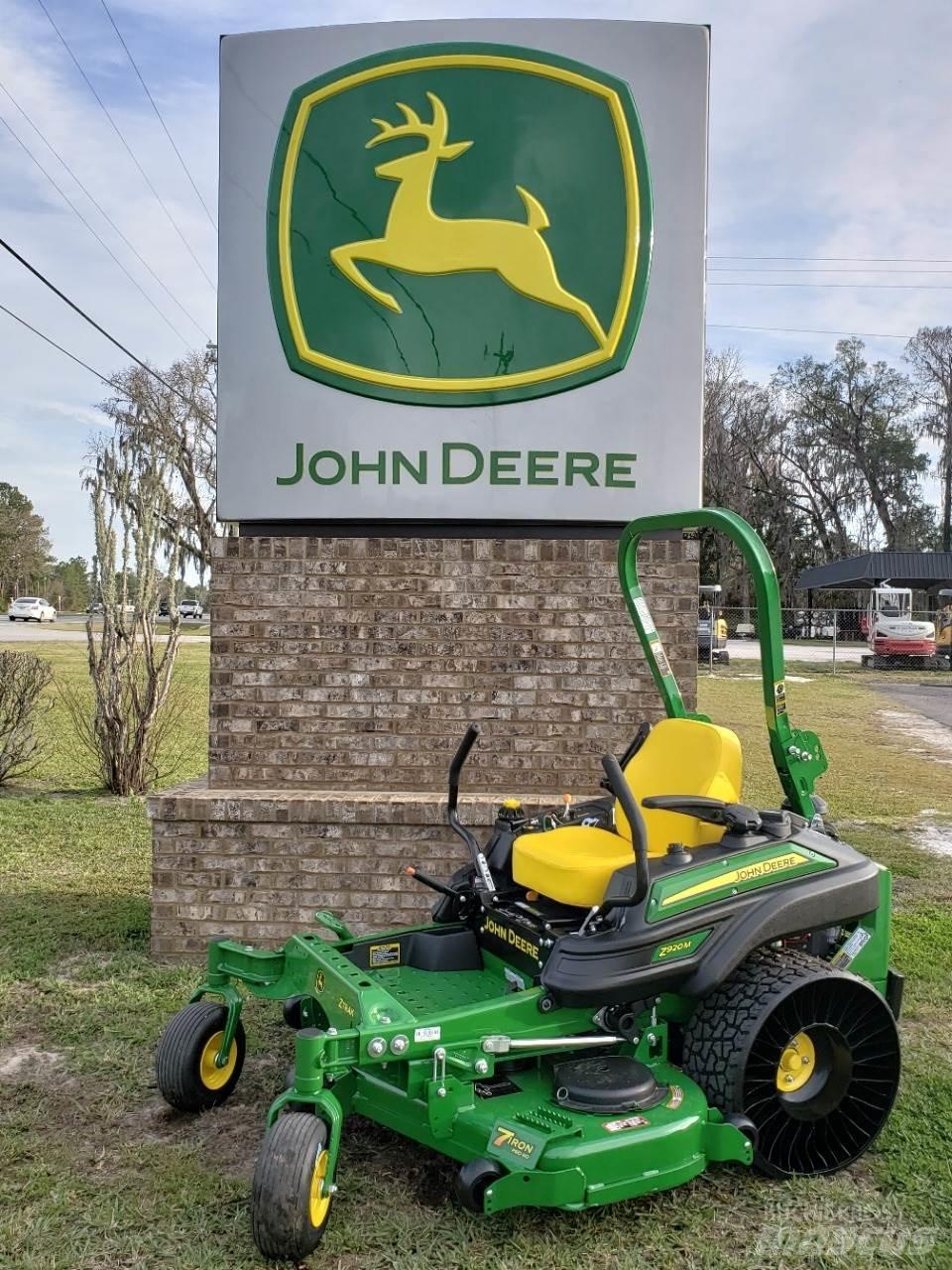 John Deere Z920M Žoliapjovės su lankstiniu vairavimo mechanizmu