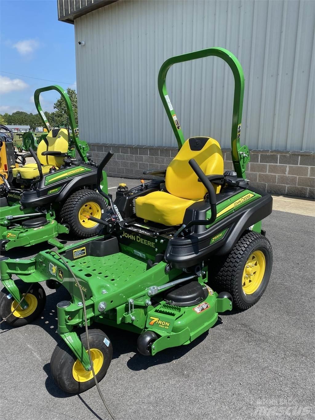 John Deere Z920M Žoliapjovės su lankstiniu vairavimo mechanizmu
