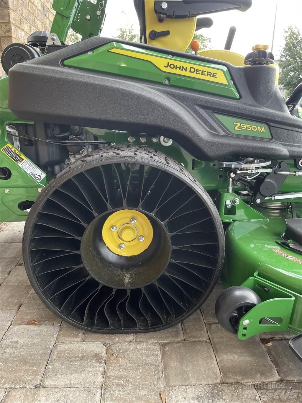 John Deere Z950M Žoliapjovės su lankstiniu vairavimo mechanizmu