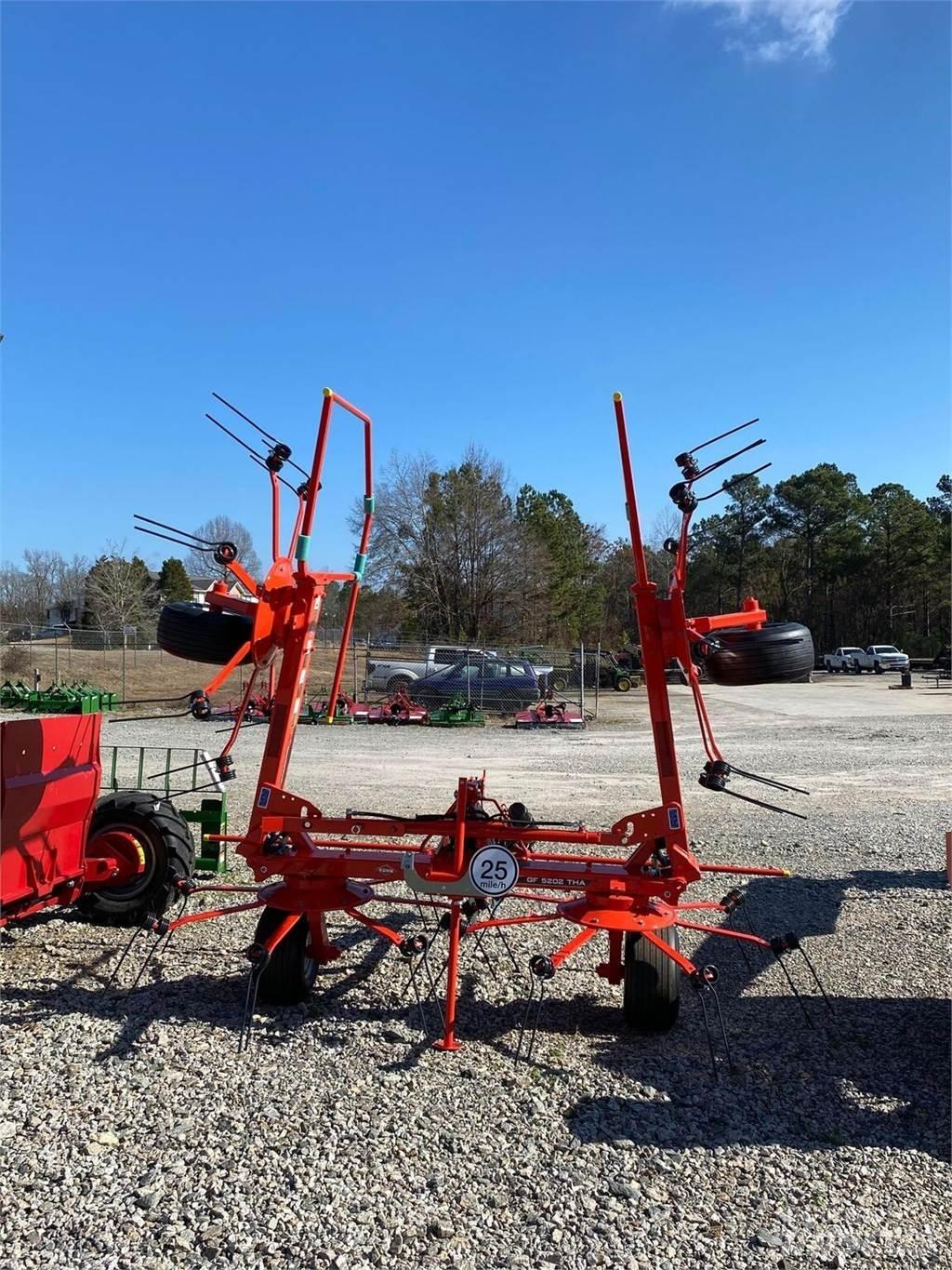 Kuhn GF5202T Šieno grėbliai ir vartytuvai