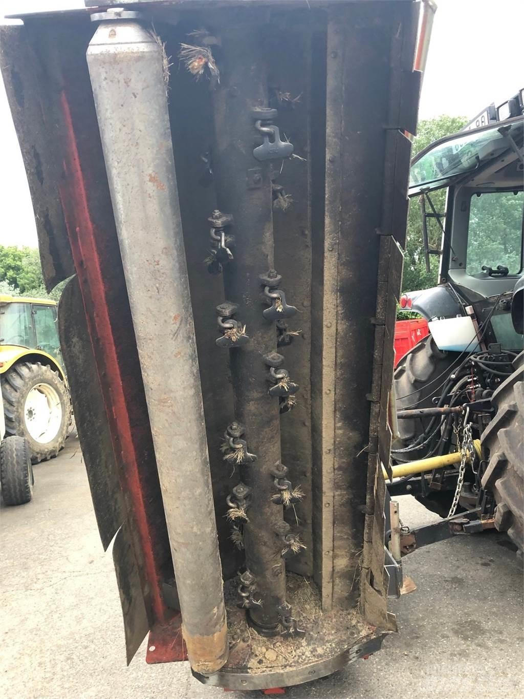 Kuhn RSM210 Ryšulių smulkinimo, pjaustymo ir išvyniojimo įrenginiai