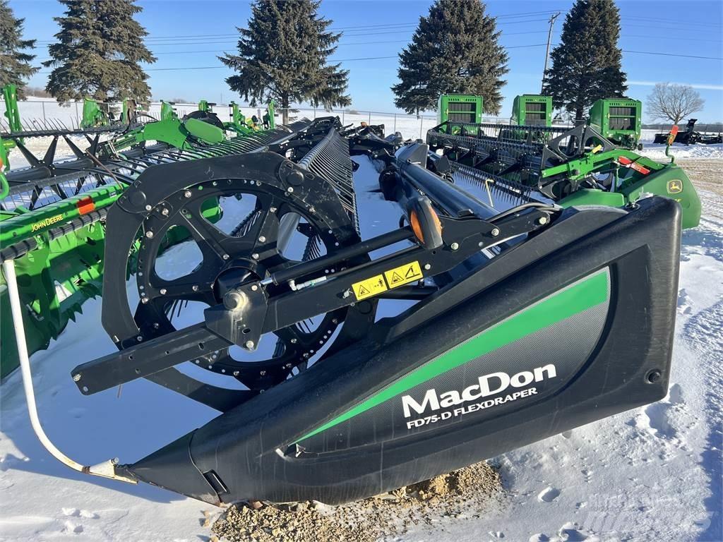 MacDon FD75 Derliaus nuėmimo kombainų priedai
