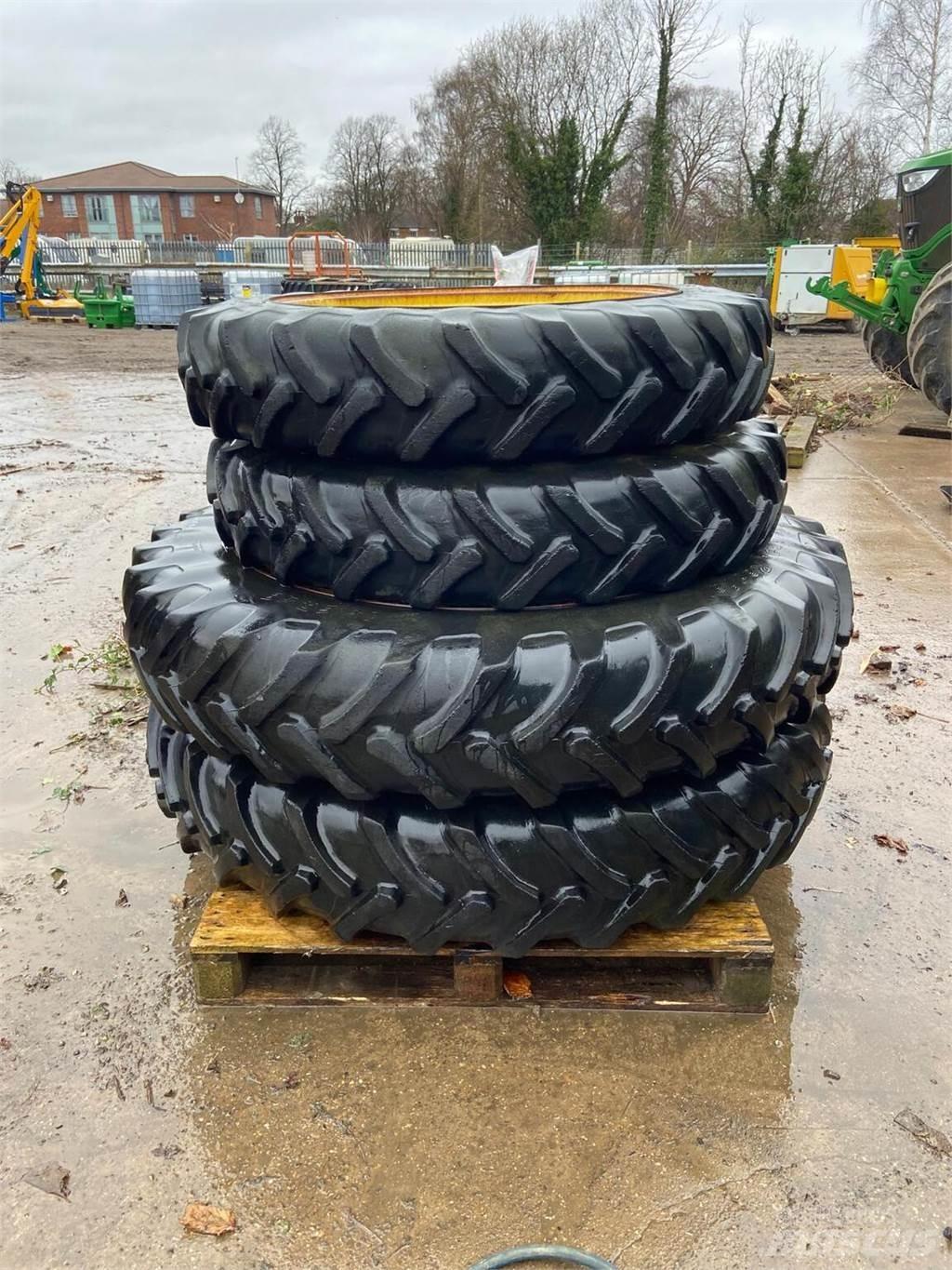  Row Crop Wheels Padangos, ratai ir ratlankiai