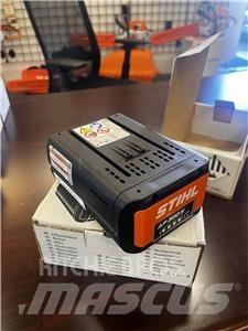 Stihl AP300S Golfo vežimėliai