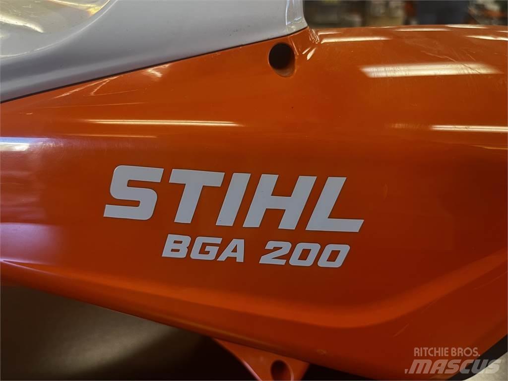 Stihl BGA200 Golfo vežimėliai