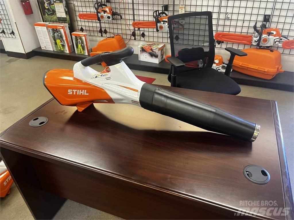 Stihl BGA200 Golfo vežimėliai