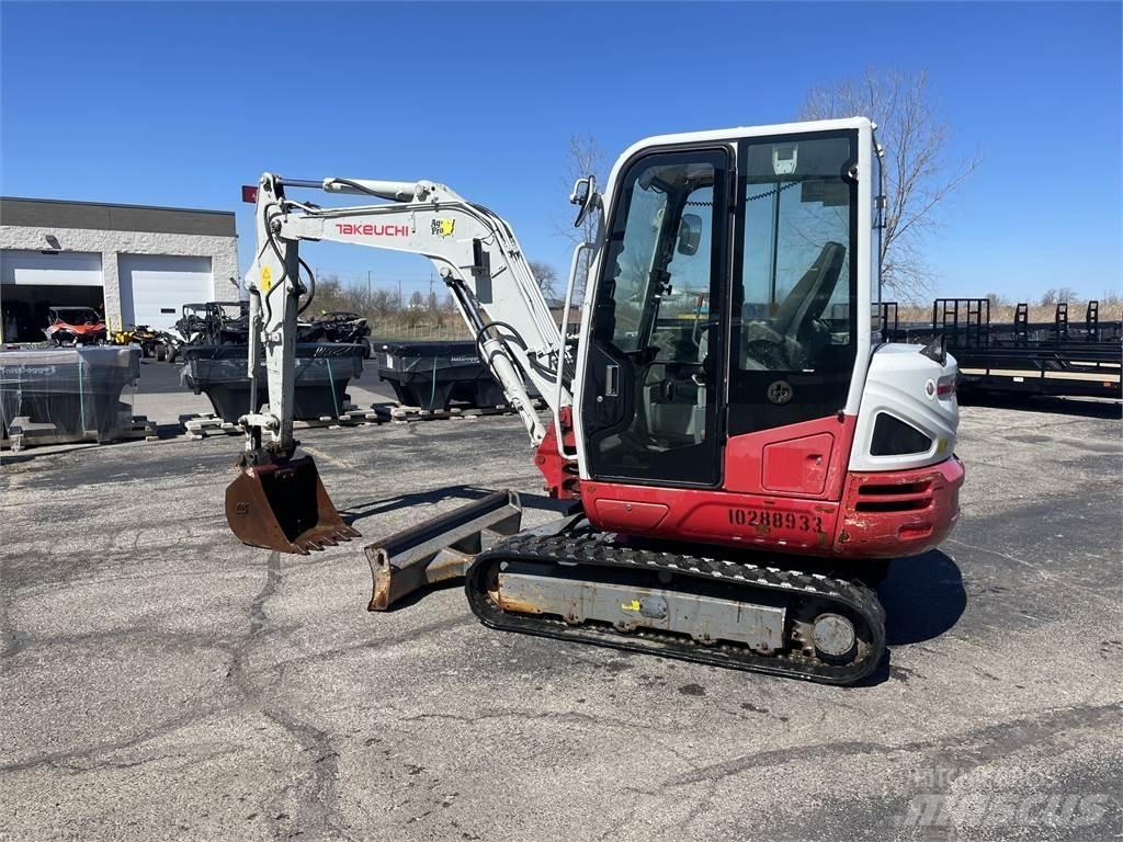 Takeuchi TB240C Mini ekskavatoriai < 7 t