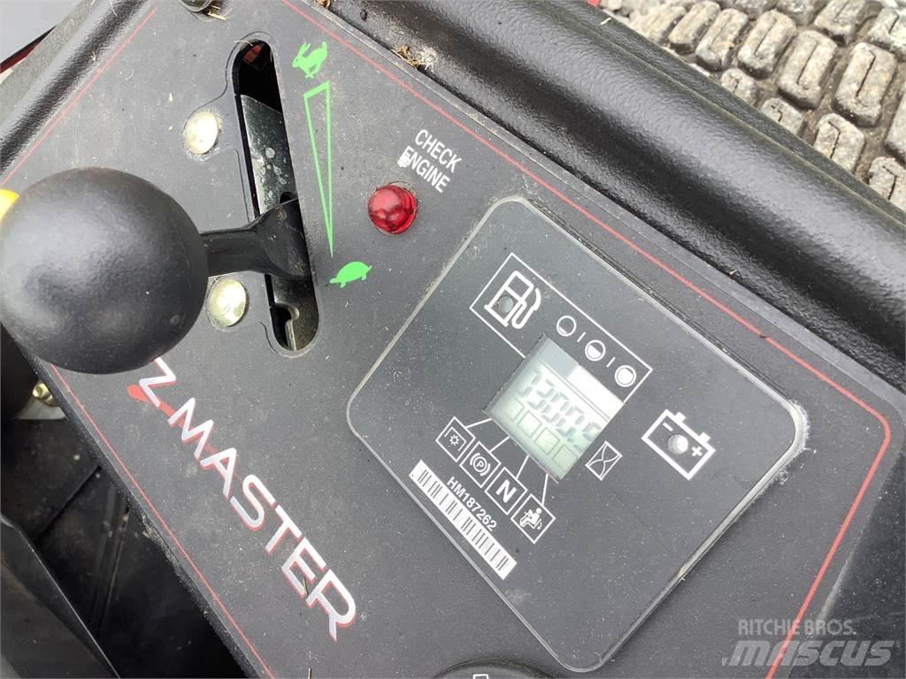 Toro 74930 Žoliapjovės su lankstiniu vairavimo mechanizmu