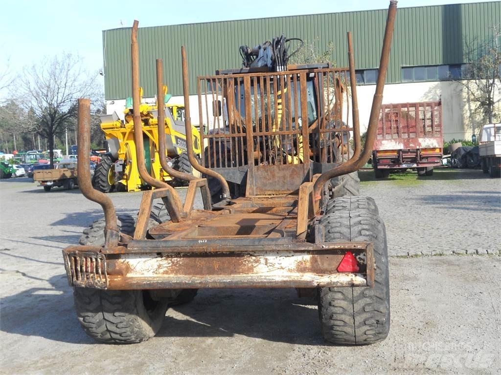 Valtra N121 Kranai ir krautuvai