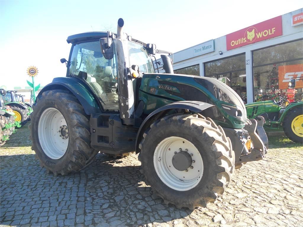 Valtra T174 Traktoriai