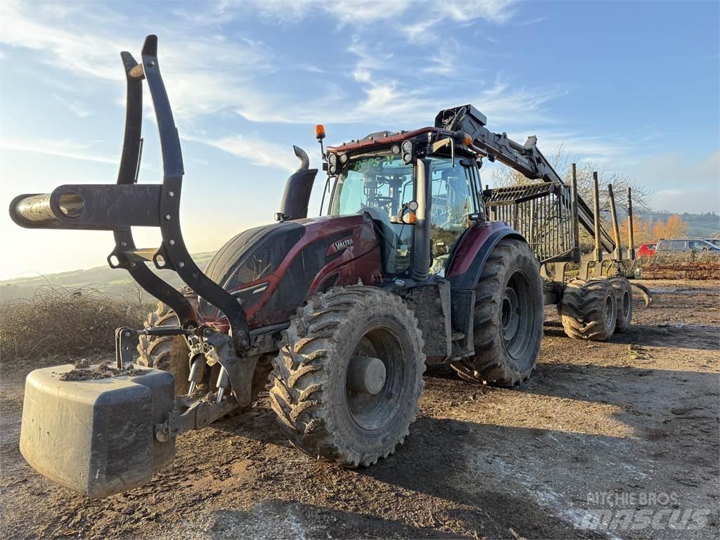 Valtra T174 Naudoti miškovežiai (Forvarderiai)