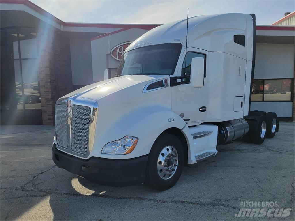 Kenworth T680 Naudoti vilkikai
