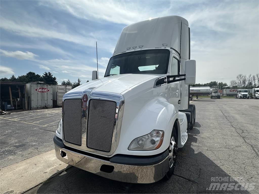 Kenworth T680 Naudoti vilkikai