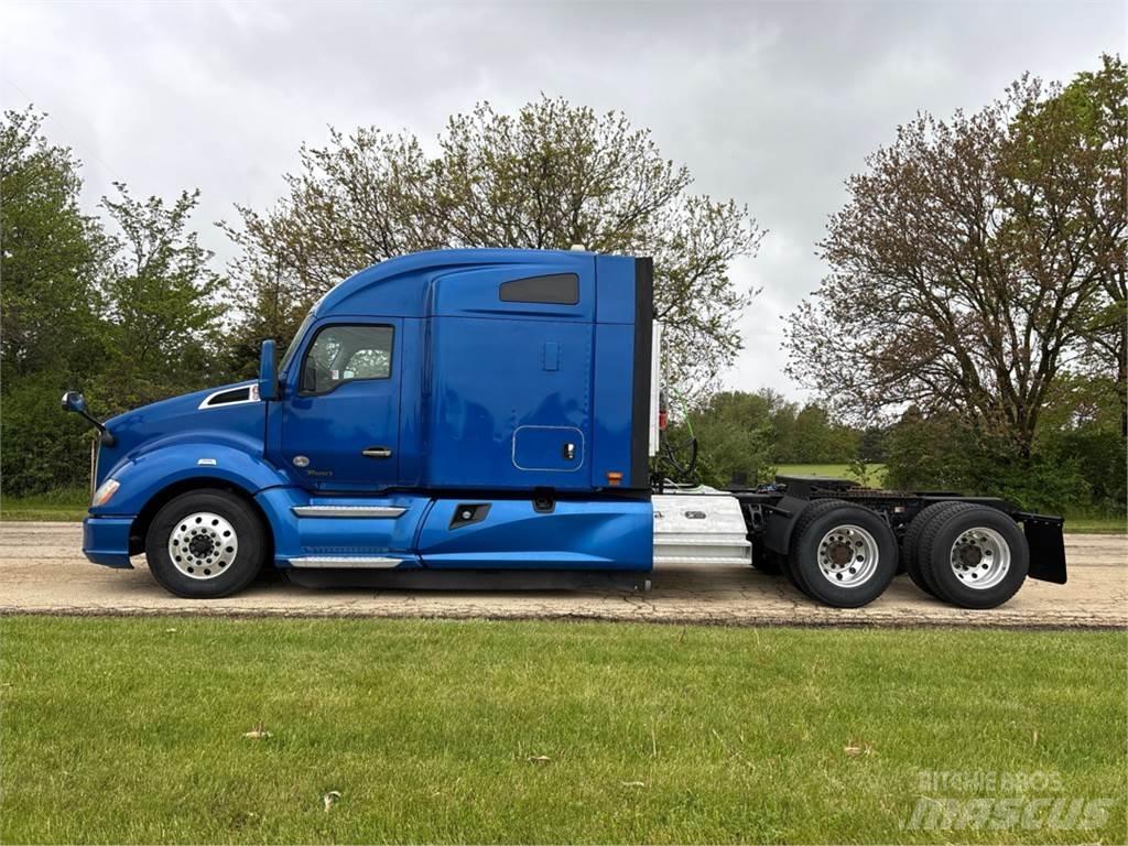 Kenworth T680 Naudoti vilkikai