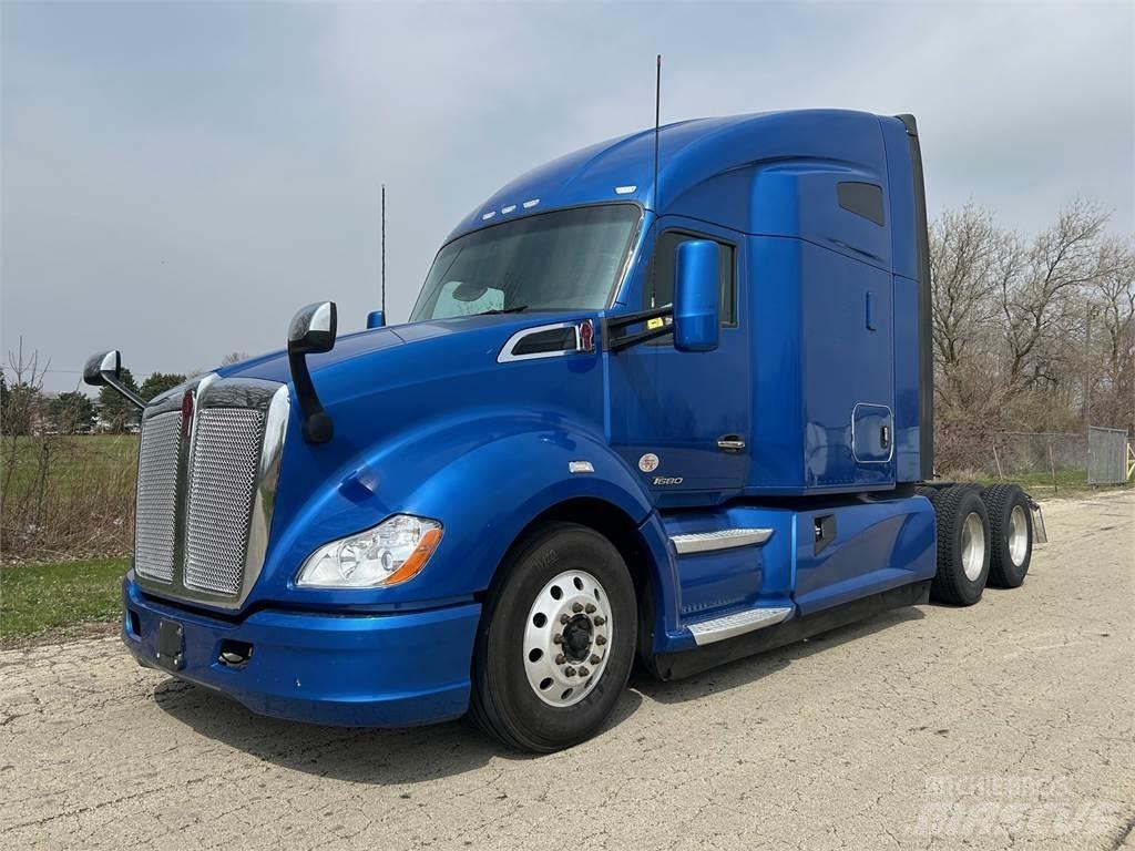 Kenworth T680 Naudoti vilkikai