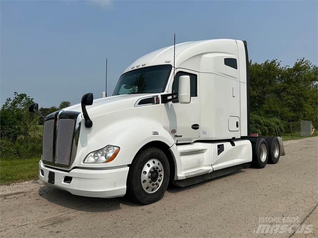Kenworth T680 Naudoti vilkikai