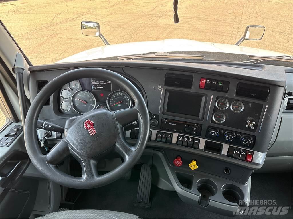 Kenworth T680 Naudoti vilkikai