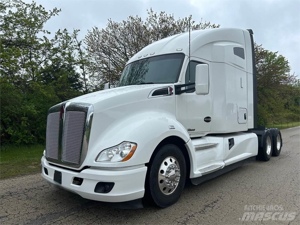 Kenworth T680 Naudoti vilkikai