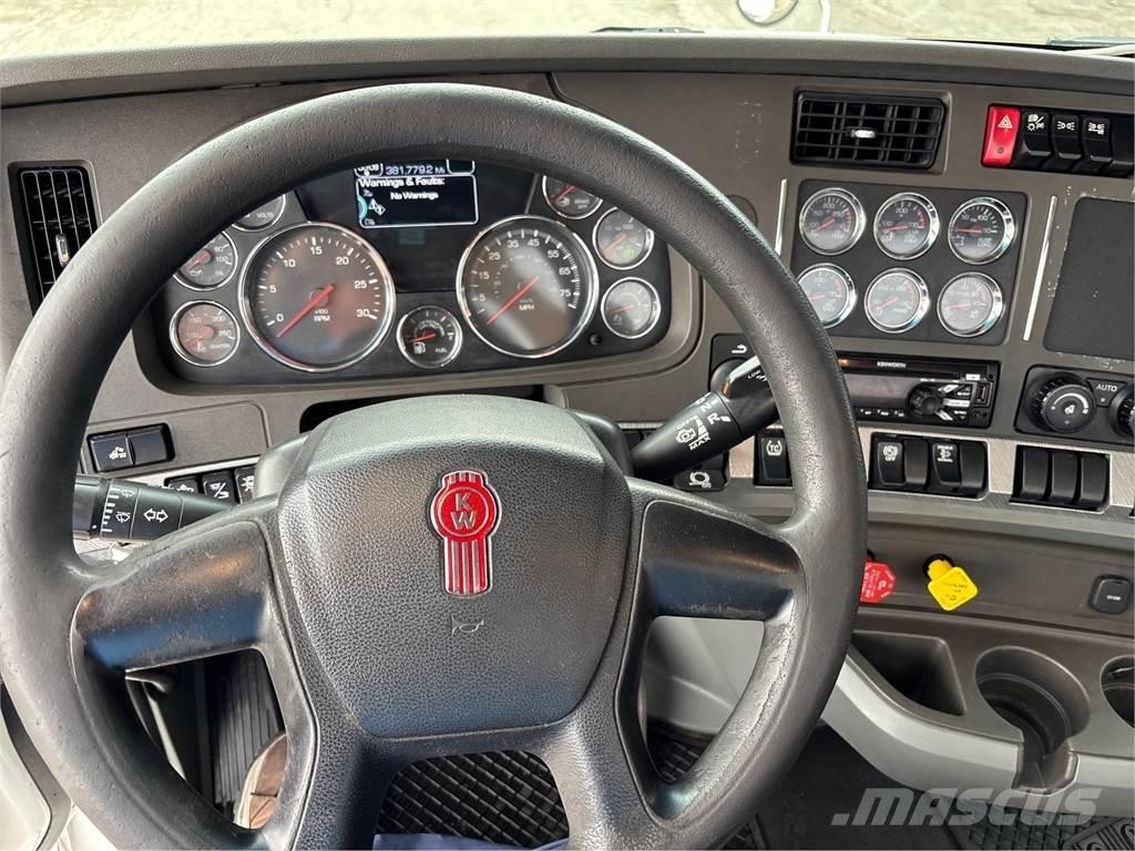 Kenworth T680 Naudoti vilkikai