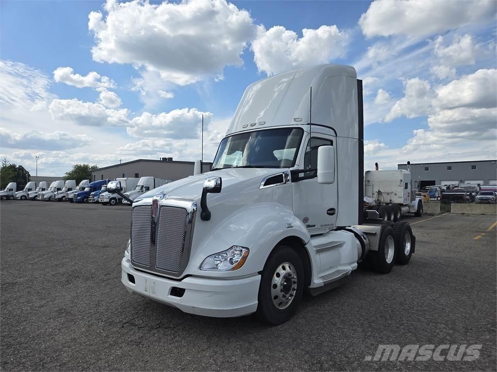 Kenworth T680 Naudoti vilkikai