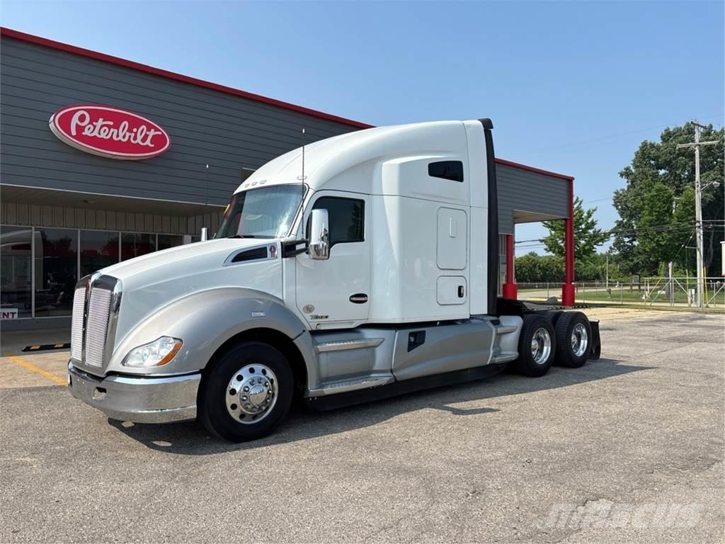 Kenworth T680 Naudoti vilkikai